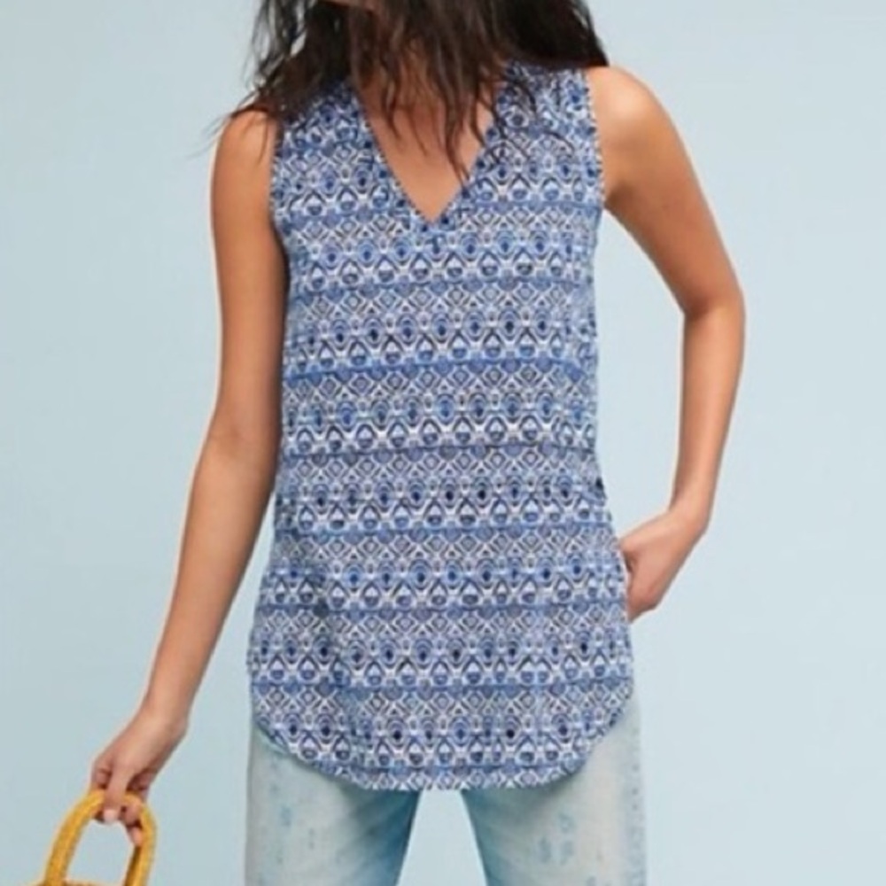 Anthropologie women’s t.la Blue White Breezy Tunic Tank Top Womens Size medium